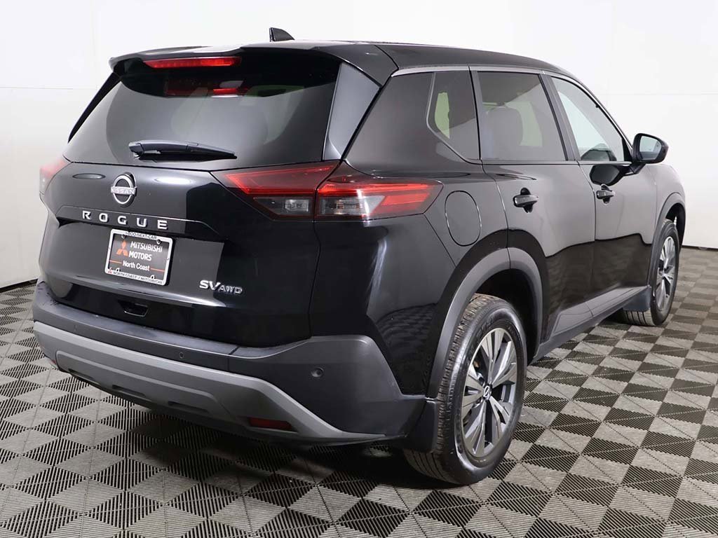 Used 2023 Nissan Rogue SV image 8