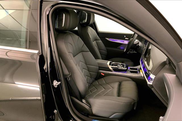 New 2025 BMW i7 eDrive50 image 7
