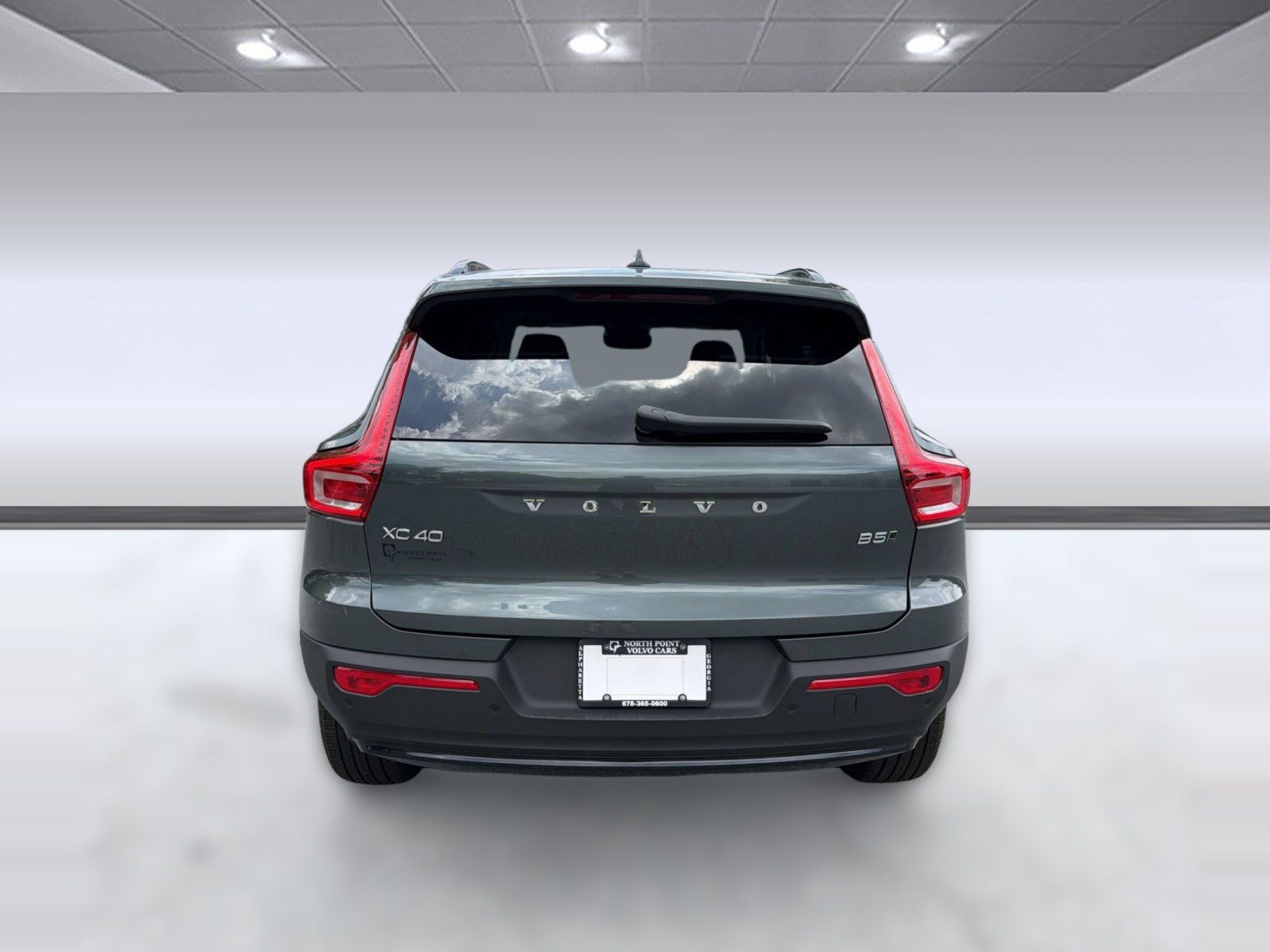 New 2026 Volvo XC40 B5 Plus w/ Climate Package AWD/4WD image 10