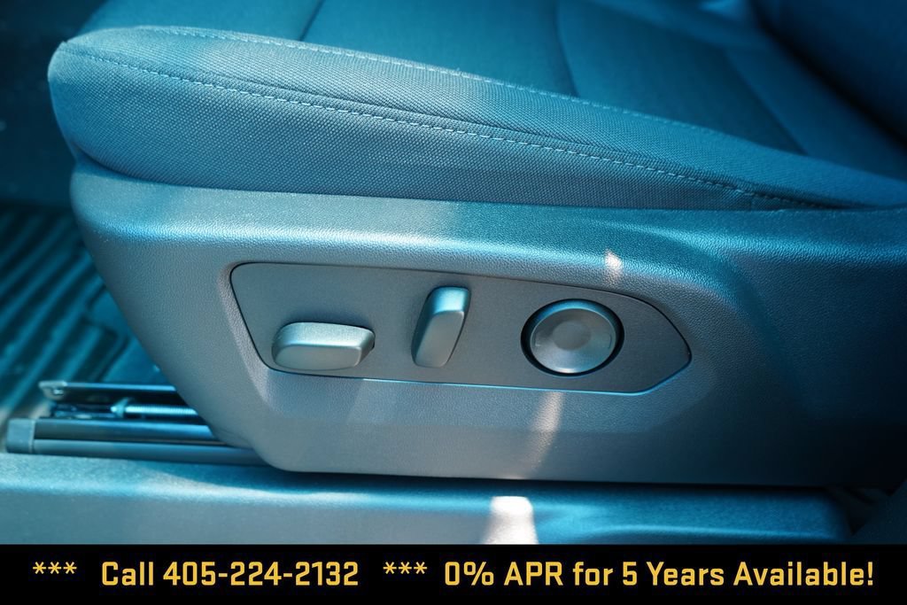 New 2026 Chevrolet Silverado 1500 Custom w/ LPO, Dark Essentials Package AWD/4WD image 21