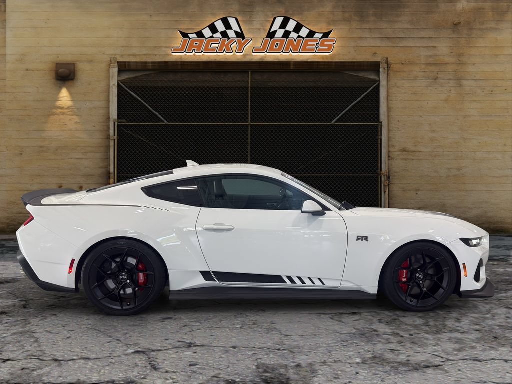 Used 2025 Ford Mustang GT Premium w/ GT Performance Package RWD image 12