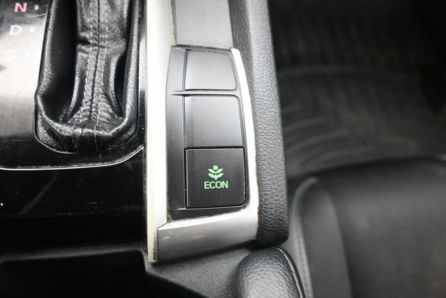 Used 2019 Honda Civic Sport image 29
