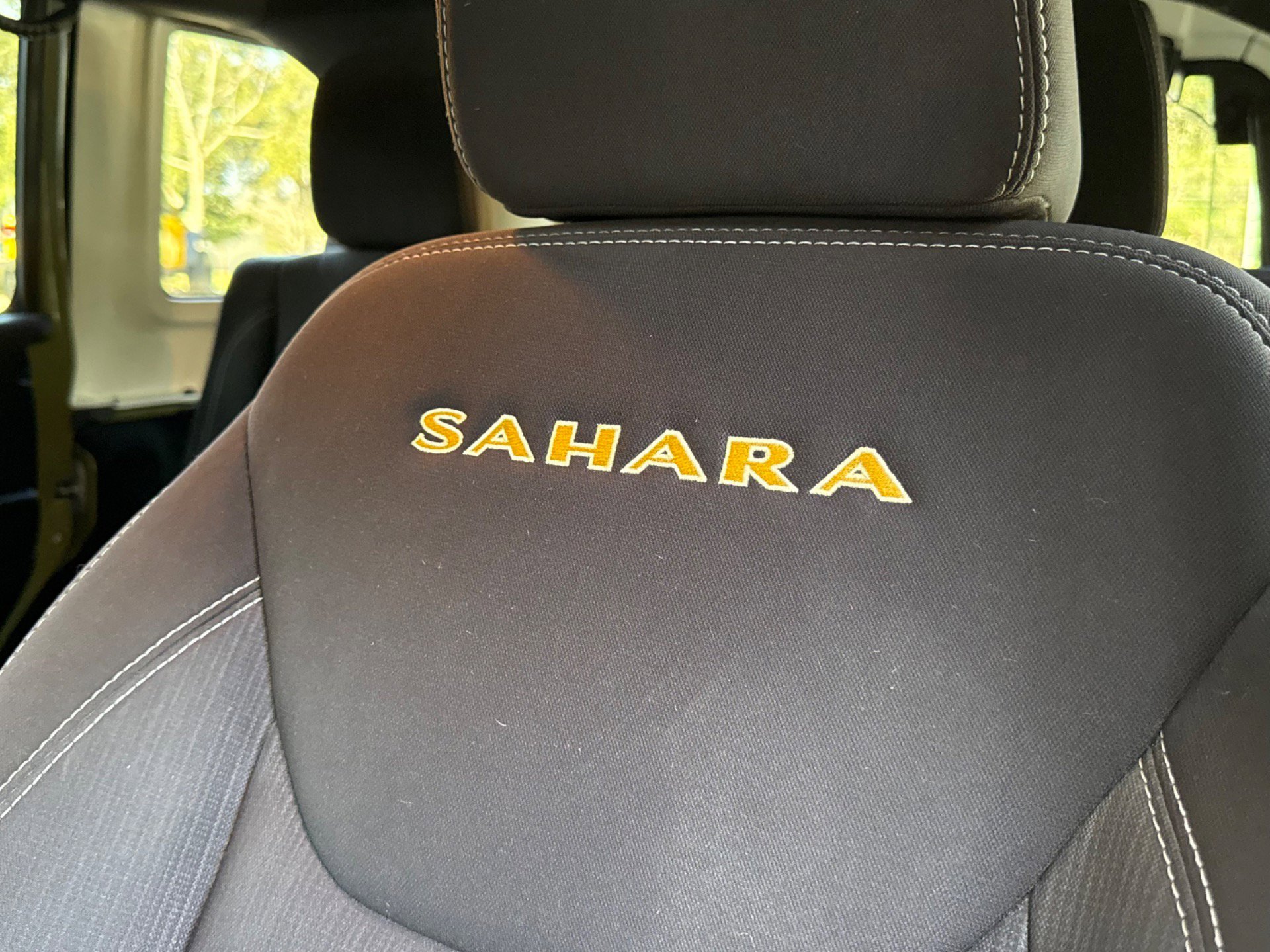 Used 2013 Jeep Wrangler Unlimited Sahara w/ Connectivity Group image 21