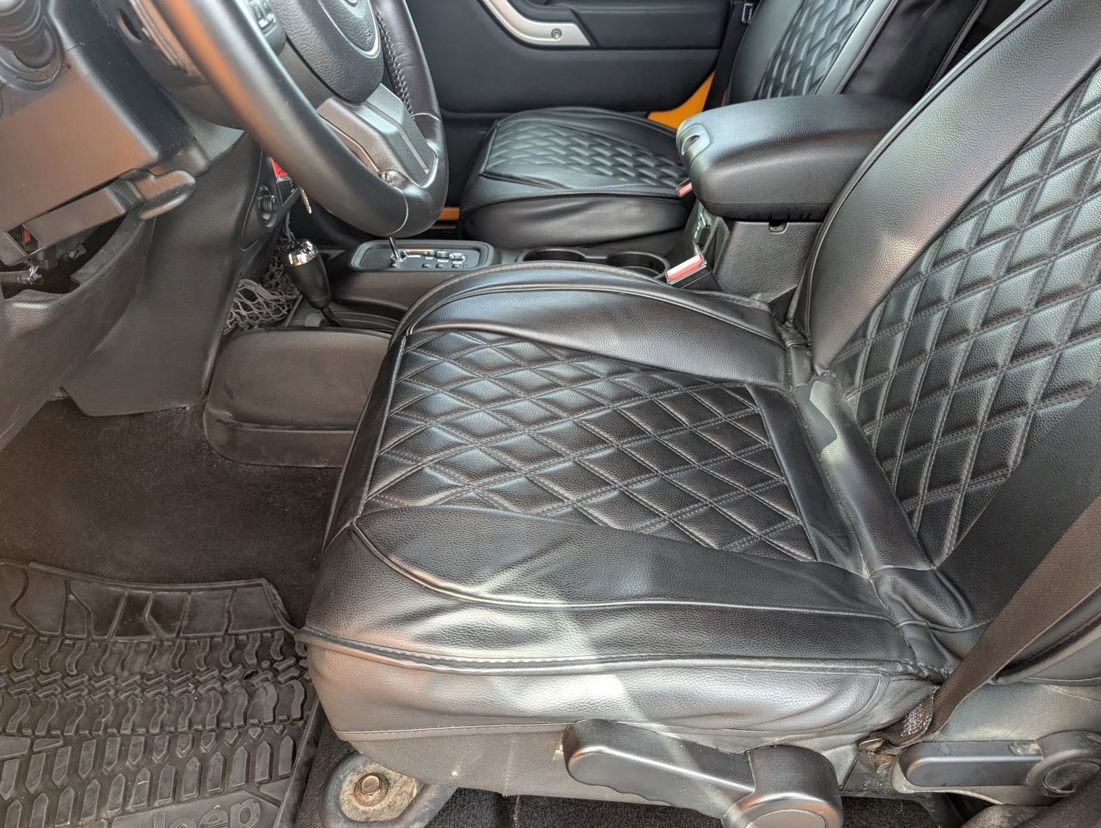 Used 2012 Jeep Wrangler Unlimited Sahara w/ Connectivity Group image 12