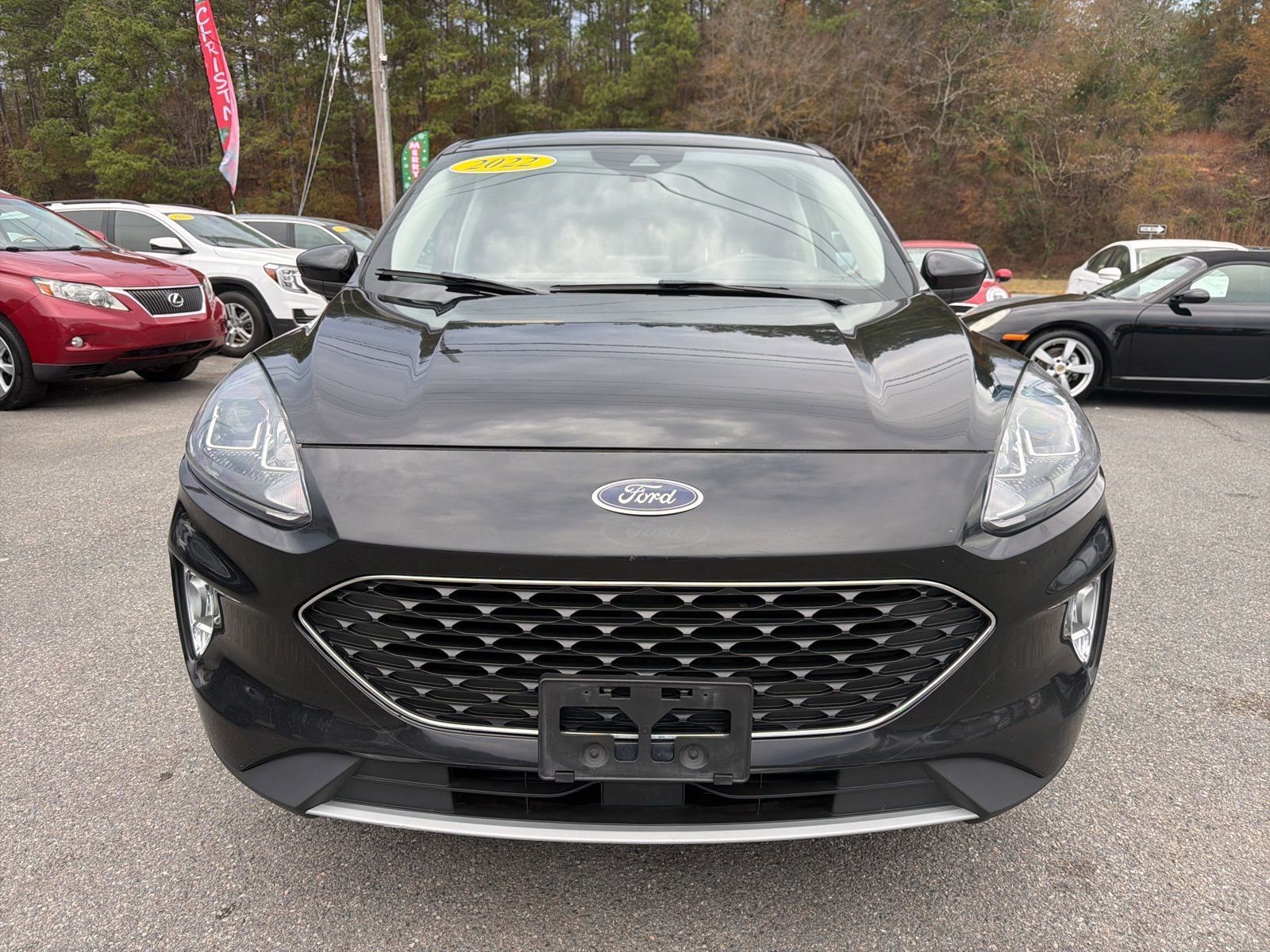 Used 2022 Ford Escape SEL image 2