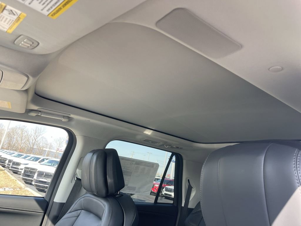 New 2026 Lincoln Navigator L Reserve image 28