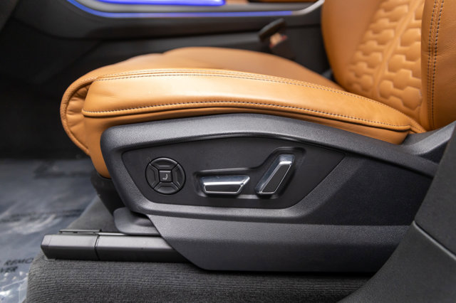 Used 2025 Audi RS Q8 performance image 49