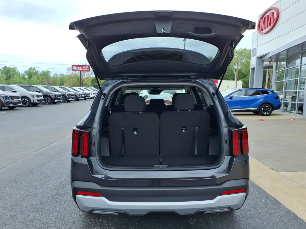 New 2026 Kia Sorento LX FWD image 6