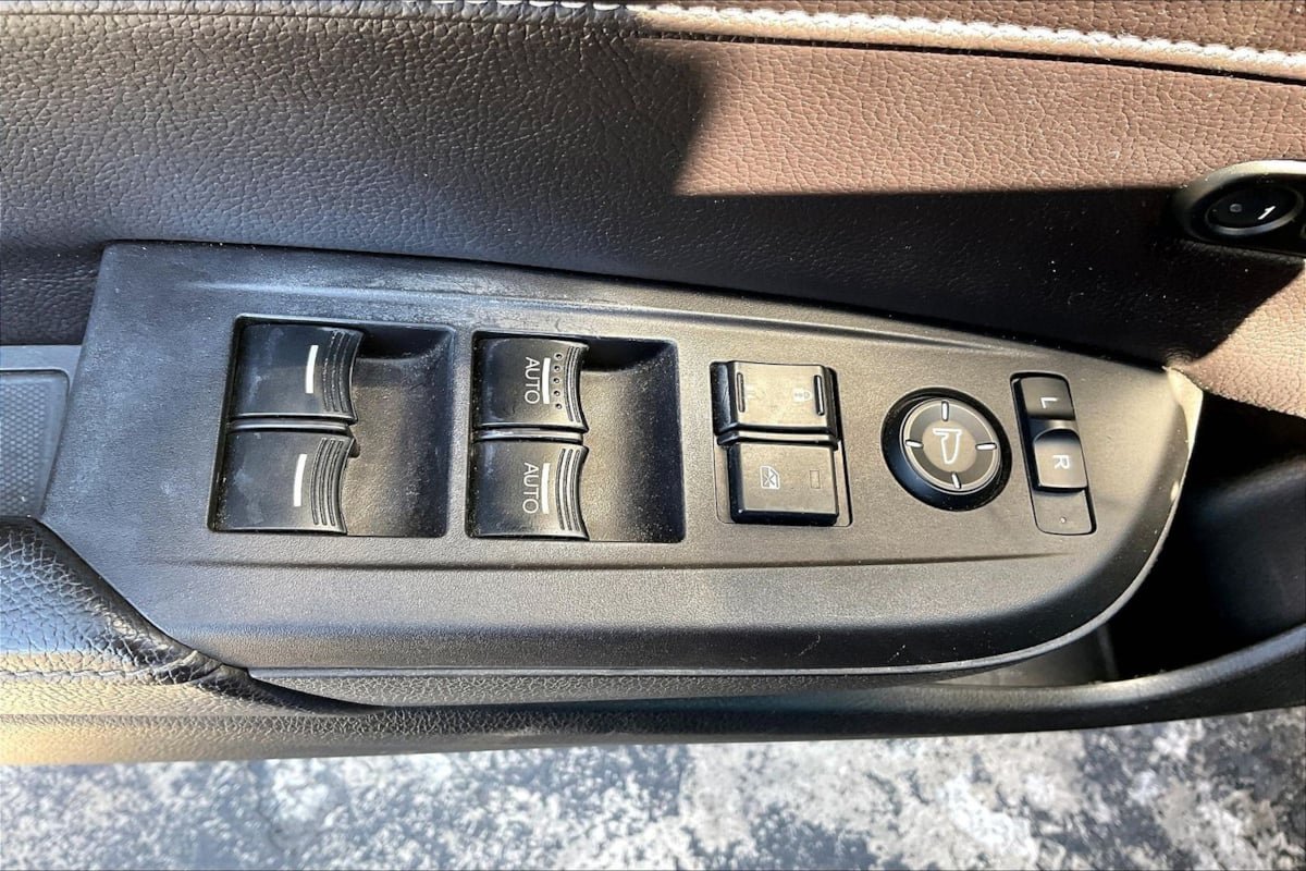 Used 2019 Acura ILX FWD image 8