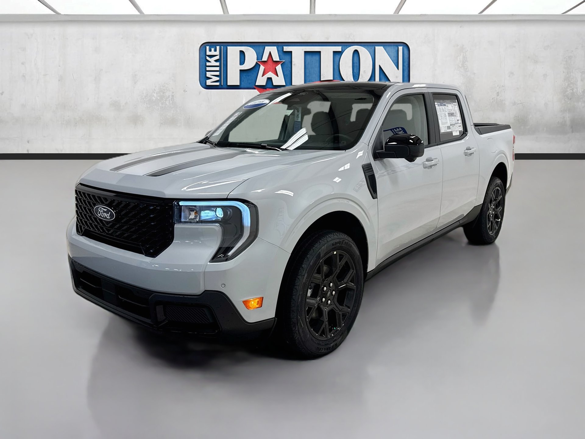 New 2026 Ford Maverick Lariat w/ Black Appearance Package AWD/4WD image 3