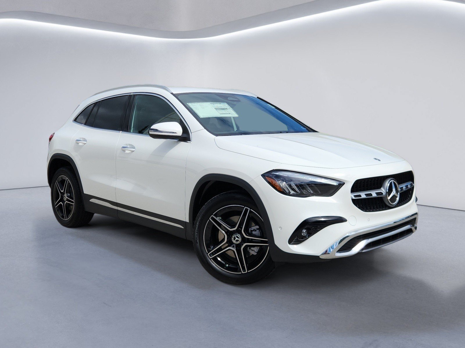 New 2026 Mercedes-Benz GLA 250 4MATIC image 2