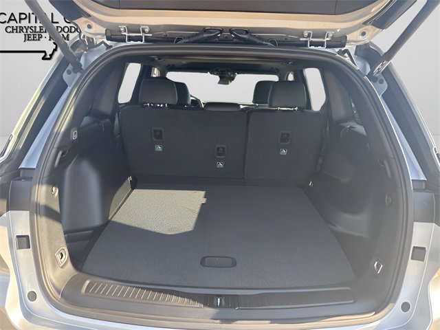 New 2025 Jeep Grand Cherokee Altitude image 33