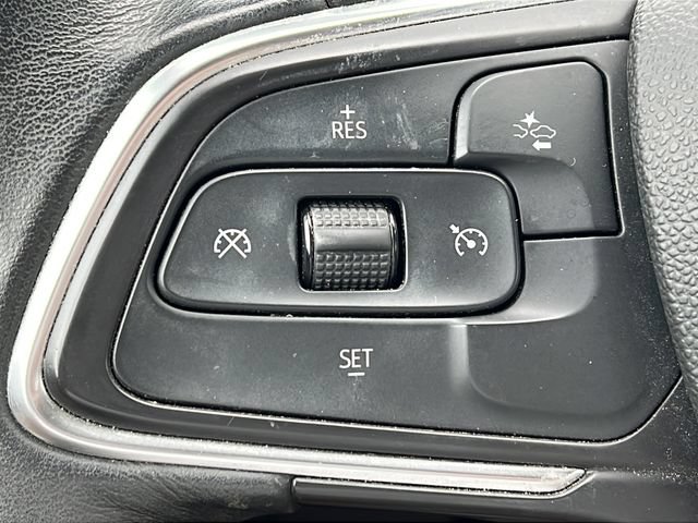 Used 2021 Buick Encore GX Select FWD image 23