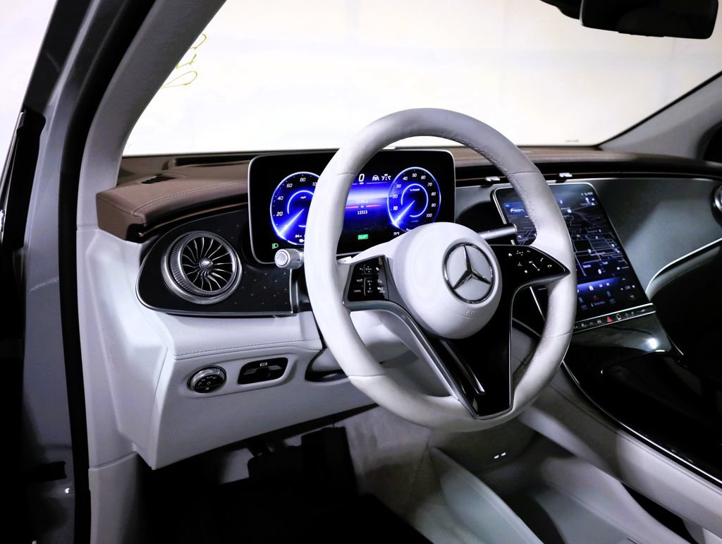 Used 2023 Mercedes-Benz EQS 450+ 4MATIC SUV image 29