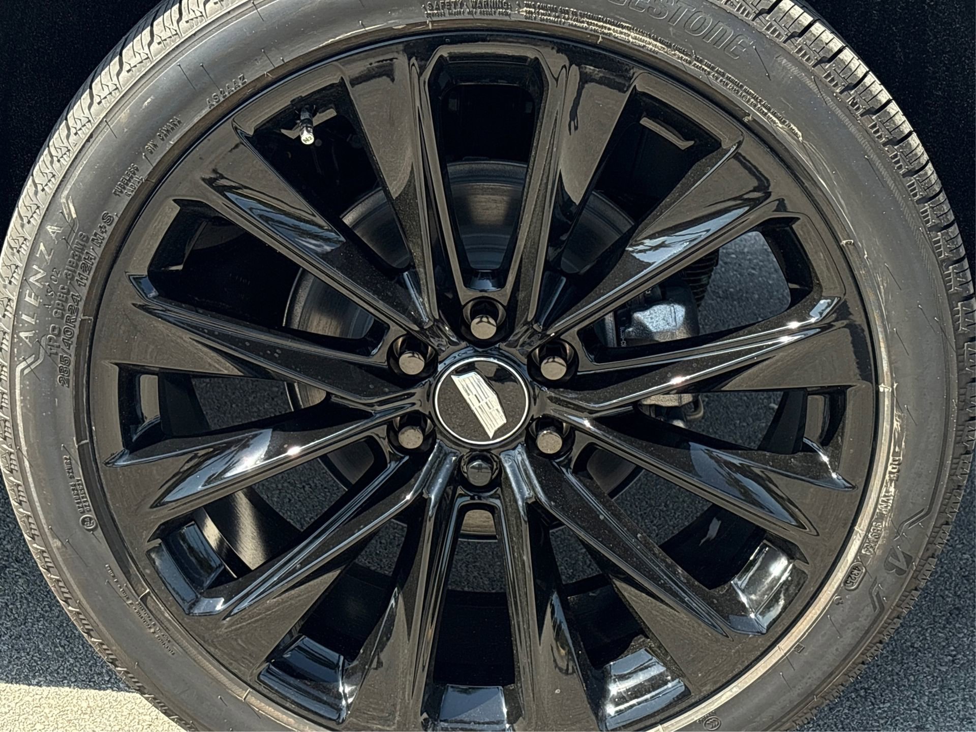 New 2026 Cadillac Escalade ESV Platinum Sport w/ LPO, ONYX Package image 13