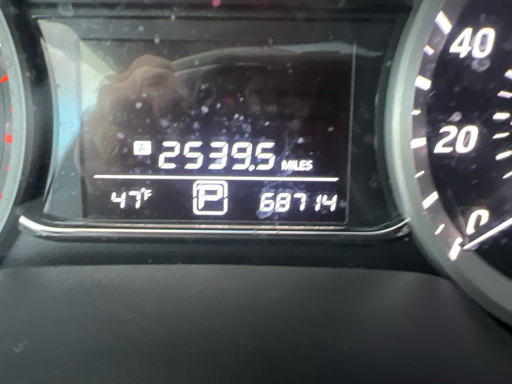 Used 2015 Nissan Sentra SV w/ Style Package FWD image 17