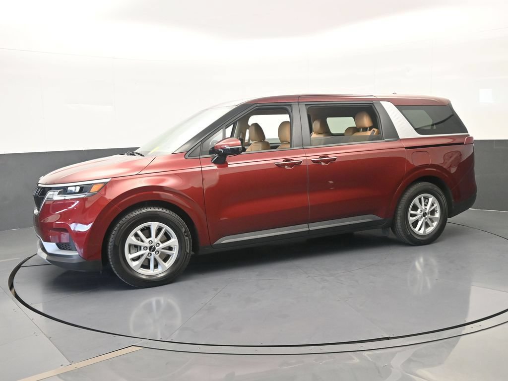 Used 2024 Kia Carnival LX FWD video 2