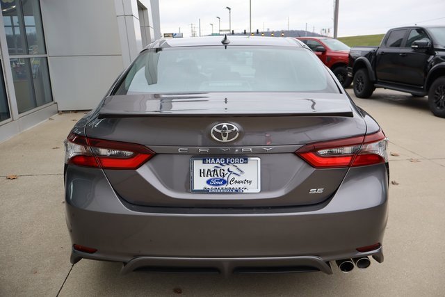 Used 2023 Toyota Camry SE image 8