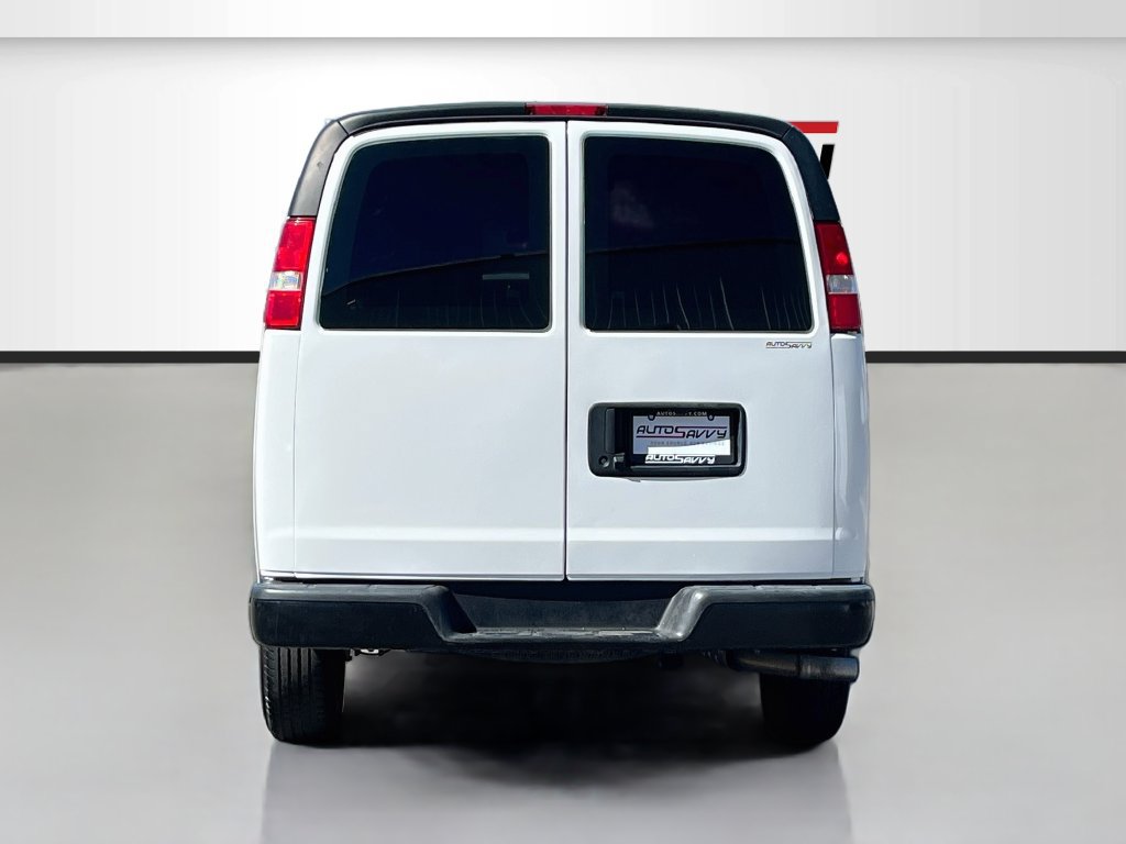 Used 2025 GMC Savana 3500 Extended w/ Driver Convenience Package RWD image 6