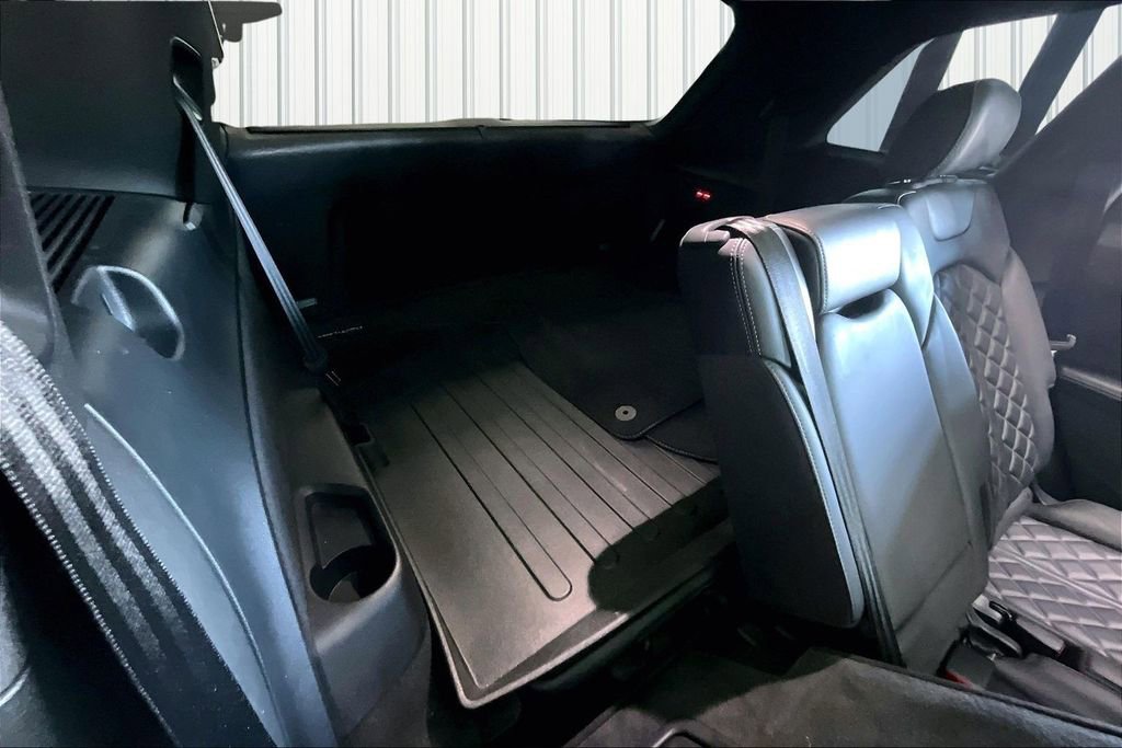 Used 2021 Audi SQ7 Premium Plus w/ Executive Package image 28