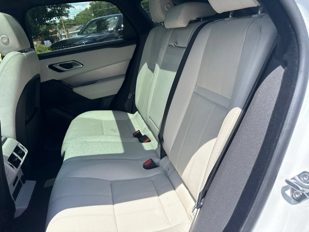 Used 2022 Land Rover Range Rover Velar R-Dynamic S AWD/4WD image 18