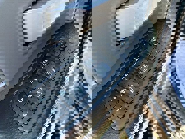 Used 2021 RAM 2500 Big Horn image 11