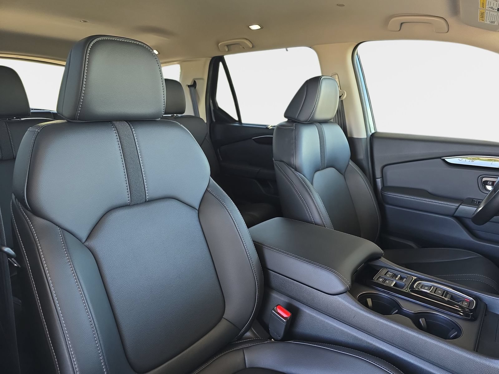 Certified 2024 Honda Pilot EX-L image 10