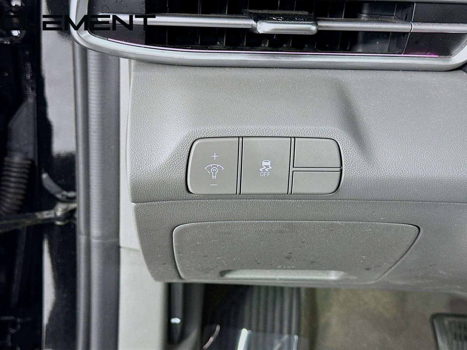 Certified 2024 Hyundai Elantra SEL FWD image 13