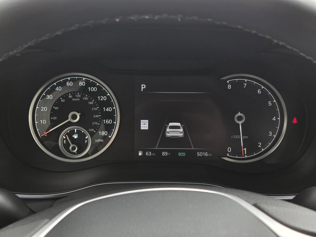 Used 2026 Genesis G70 2.5T AWD/4WD image 9