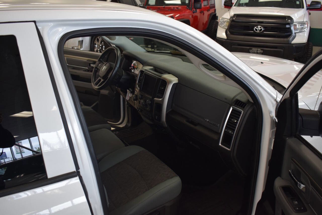 Used 2018 RAM 1500 Big Horn RWD image 32