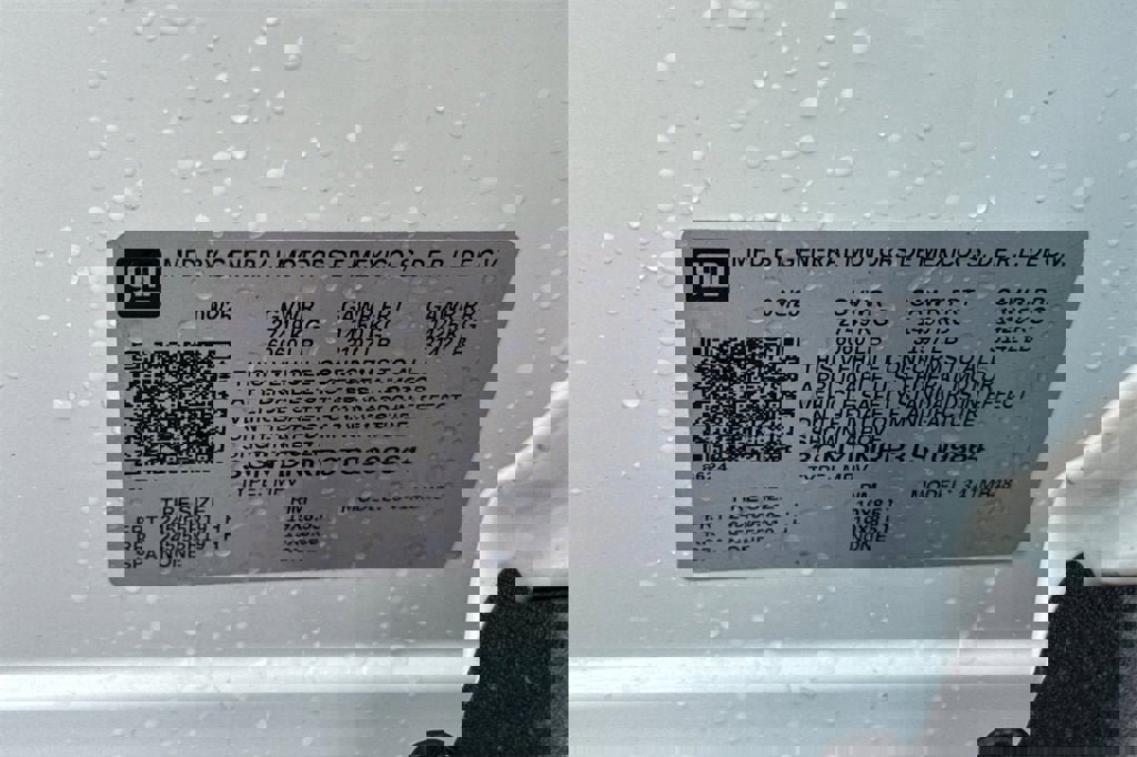 New 2026 Chevrolet Equinox EV LT image 27