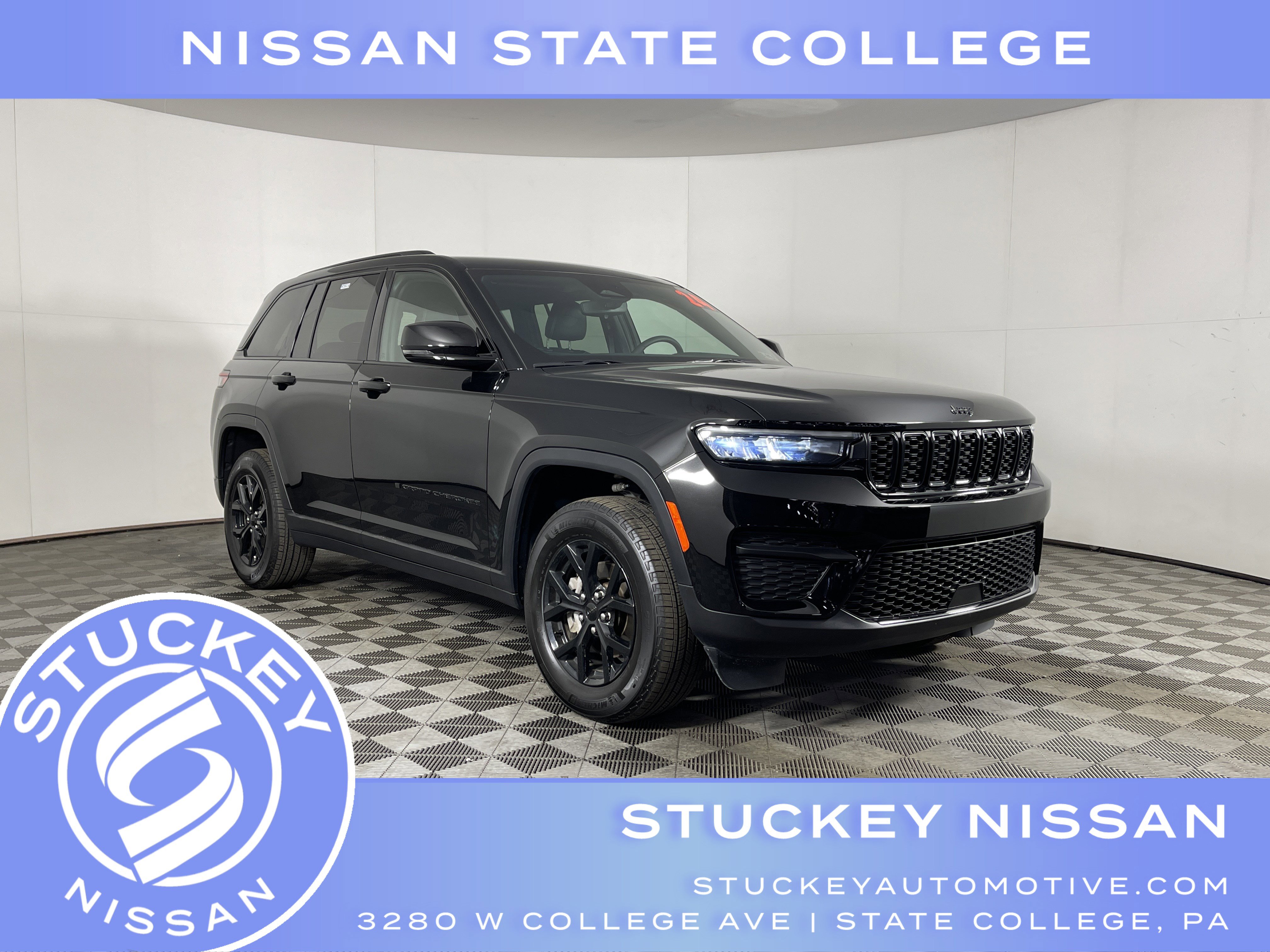 Used 2024 Jeep Grand Cherokee Altitude