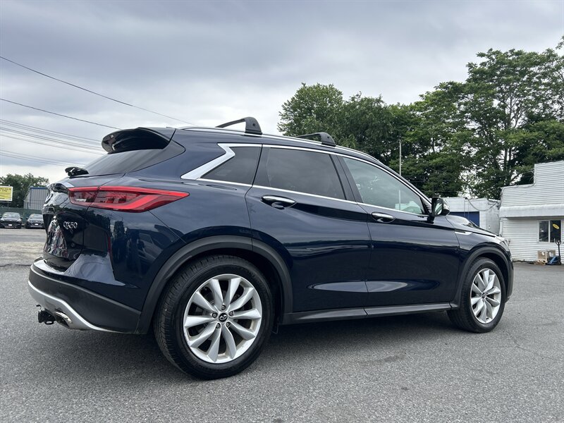 Used 2019 INFINITI QX50 Essential w/ Proactive Package AWD/4WD image 4