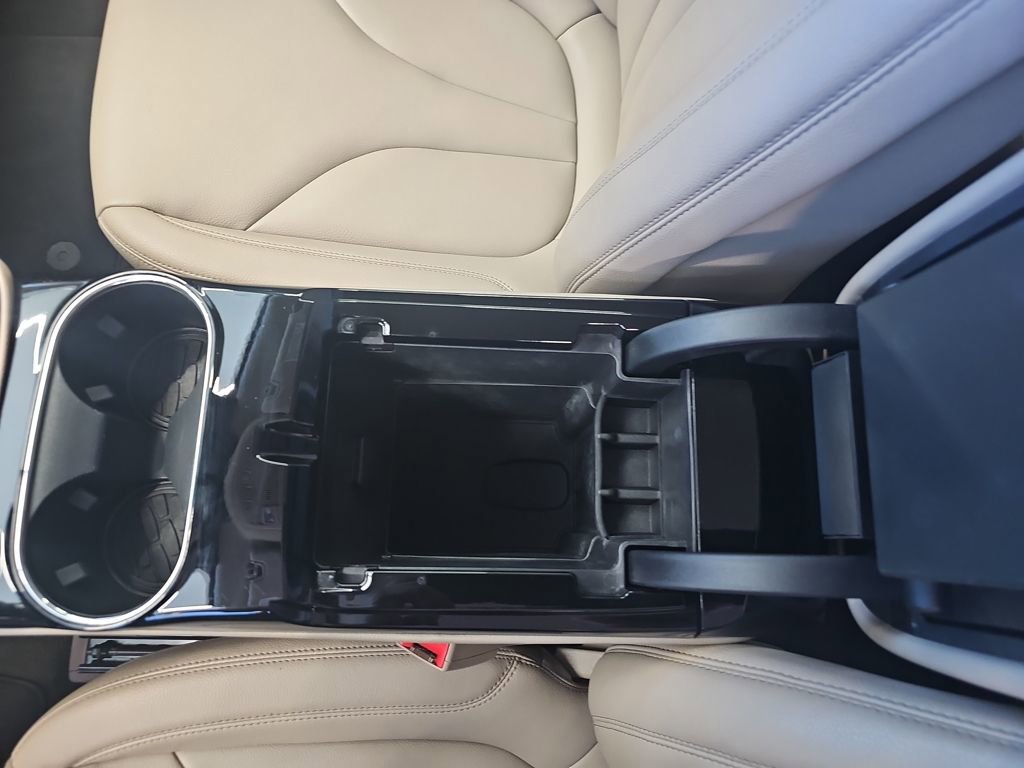 Used 2023 Lincoln Nautilus AWD image 30