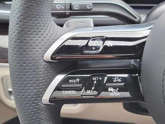 New 2025 Mercedes-Benz GLS 450 4MATIC image 18