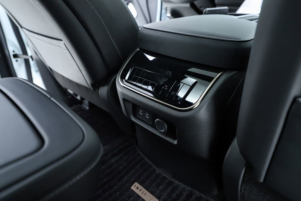 New 2026 INFINITI QX80 Autograph w/ Premium Cargo Package image 81