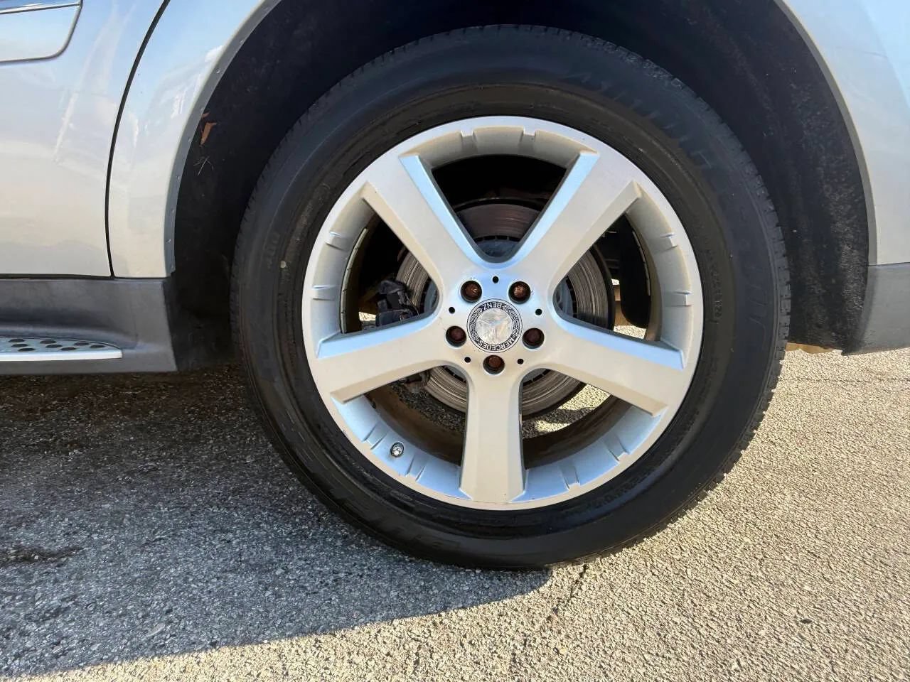 Used 2009 Mercedes-Benz GL 450 4MATIC image 27