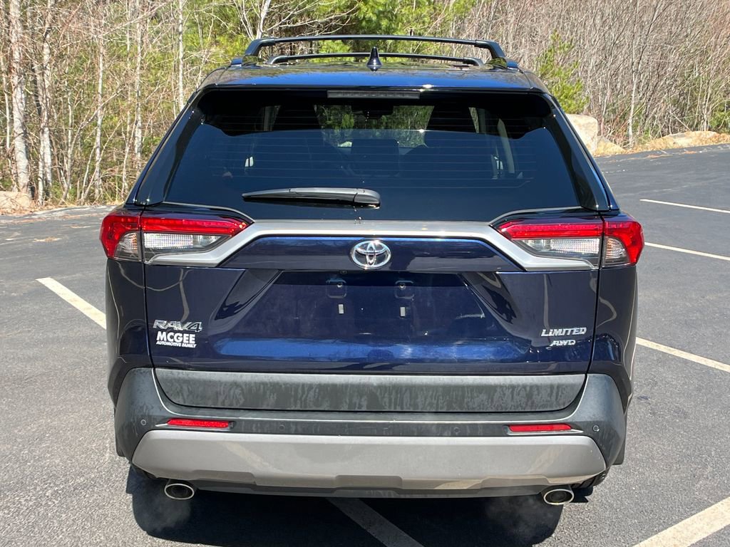 Used 2022 Toyota RAV4 Limited image 4