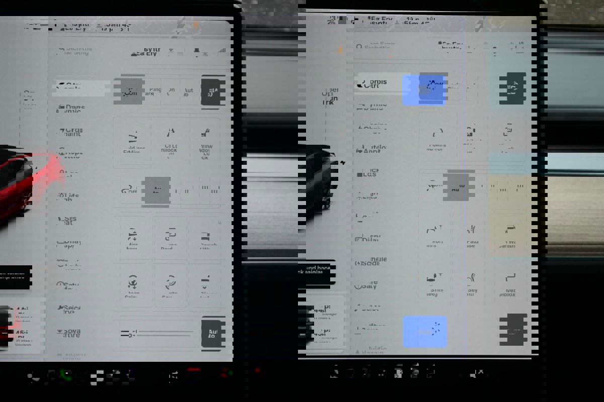 Used 2021 Tesla Model Y Performance image 32