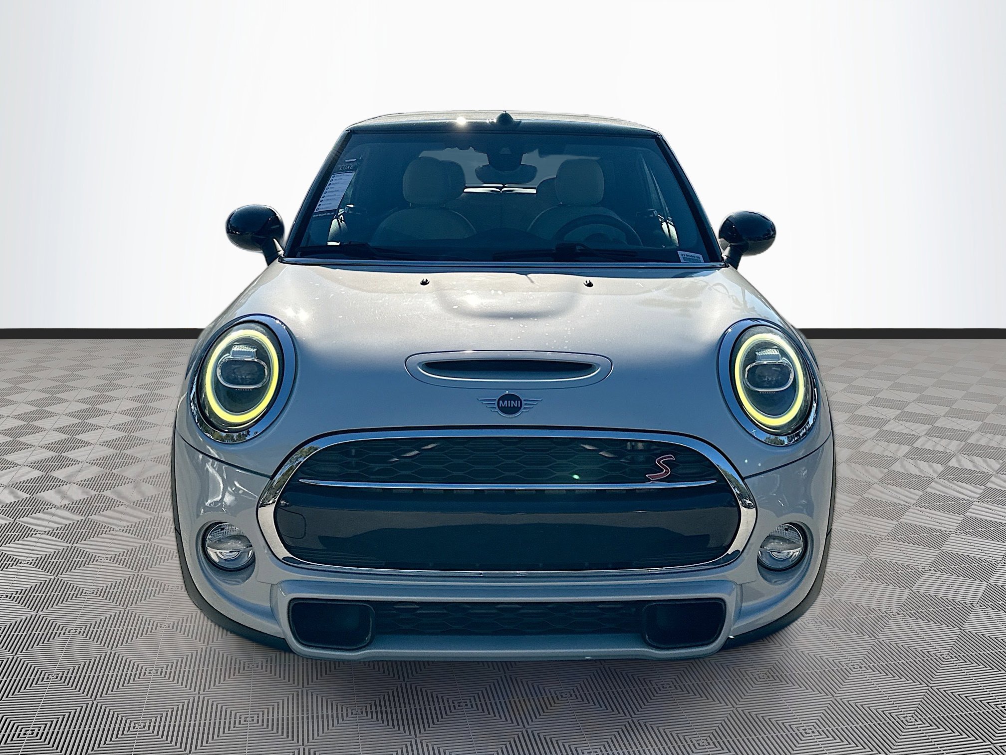 Used 2019 MINI Cooper S w/ Signature Upholstery Package image 2