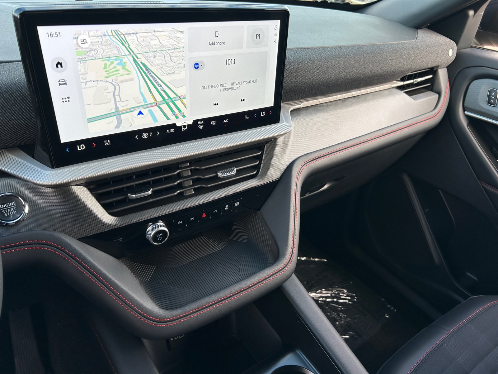 New 2026 Ford Explorer ST-Line w/ ST-Line Street Pack RWD image 11