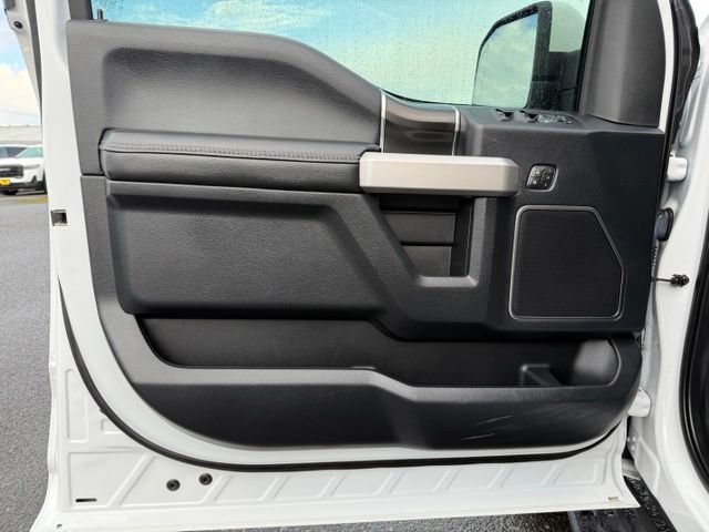Used 2019 Ford F150 Raptor w/ Equipment Group 802A Luxury AWD/4WD image 22