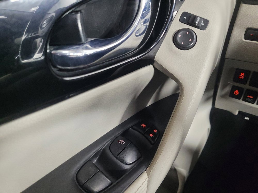 Used 2018 Nissan Rogue Sport SV w/ SV Technology Package image 27