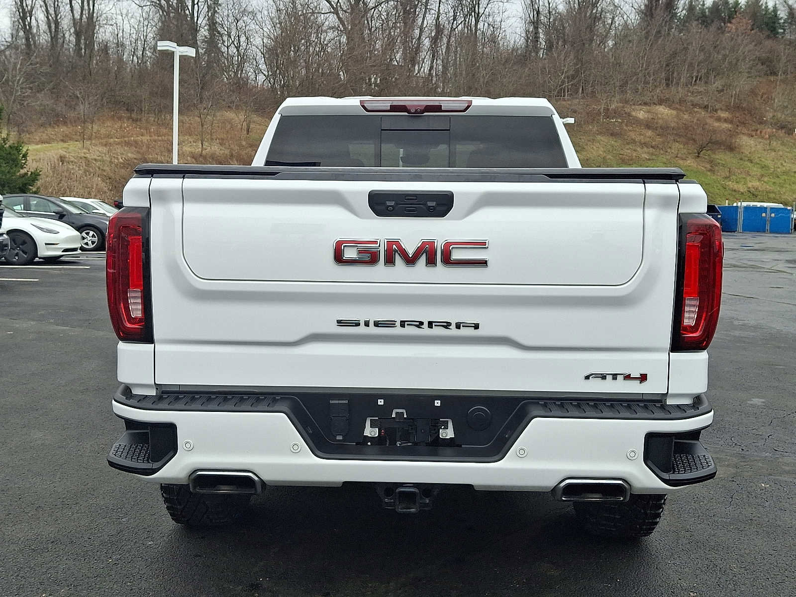 Used 2022 GMC Sierra 1500 AT4 w/ AT4 Premium Package image 5