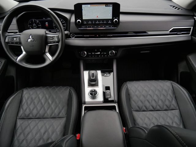 Used 2024 Mitsubishi Outlander SEL Black Edition AWD/4WD image 13