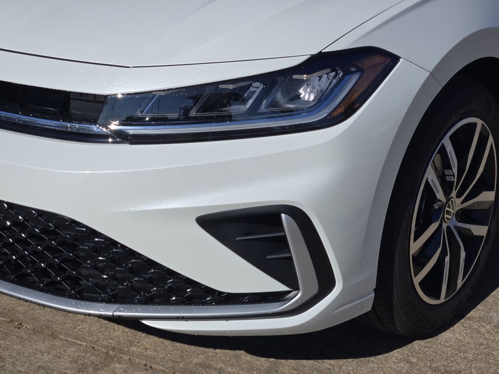 New 2026 Volkswagen Jetta SE image 6