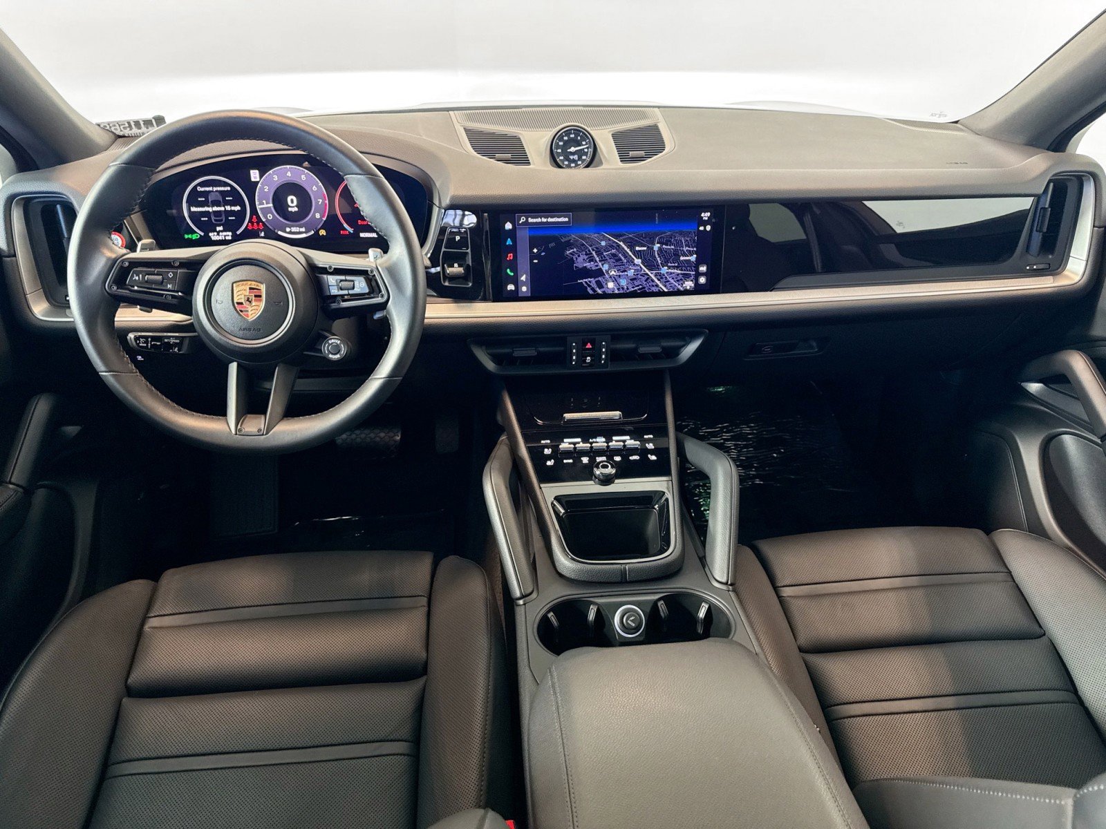 Certified 2025 Porsche Cayenne Coupe AWD/4WD image 20