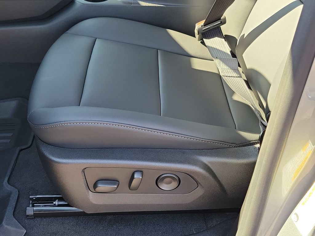New 2026 Chevrolet Colorado LT w/ LT Convenience Package RWD image 13