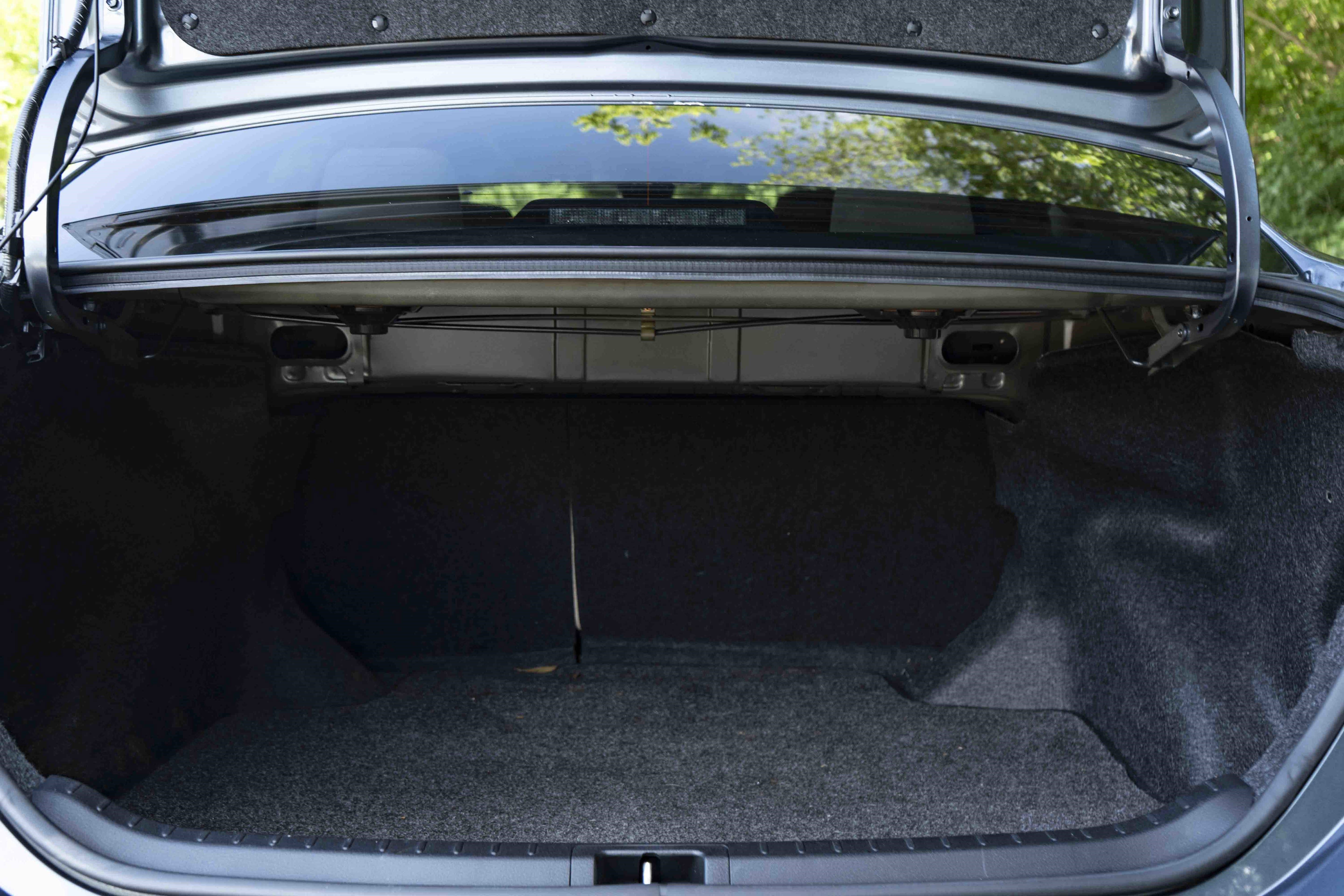 Used 2019 Toyota Corolla SE FWD image 34