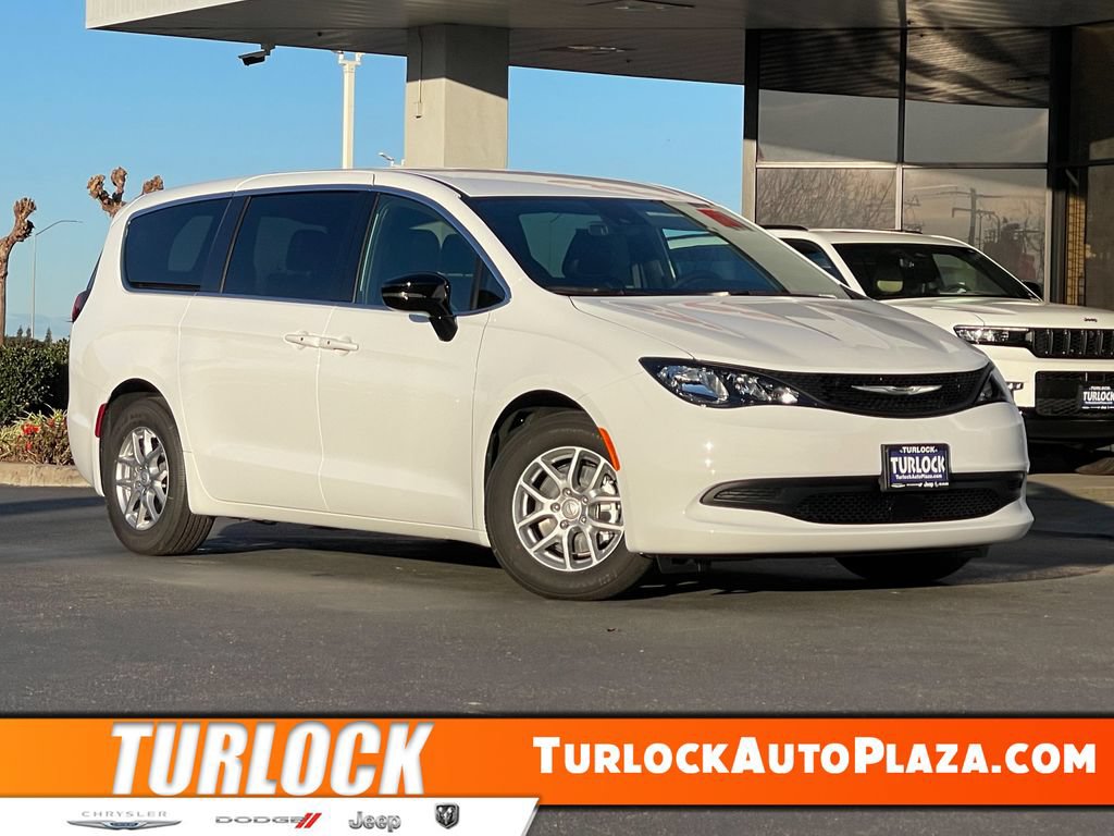 New 2026 Chrysler Voyager LX